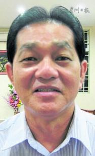 颜来发：校友会将义不容辞为母校贡献力量，出钱出力，造福华族莘莘学子。