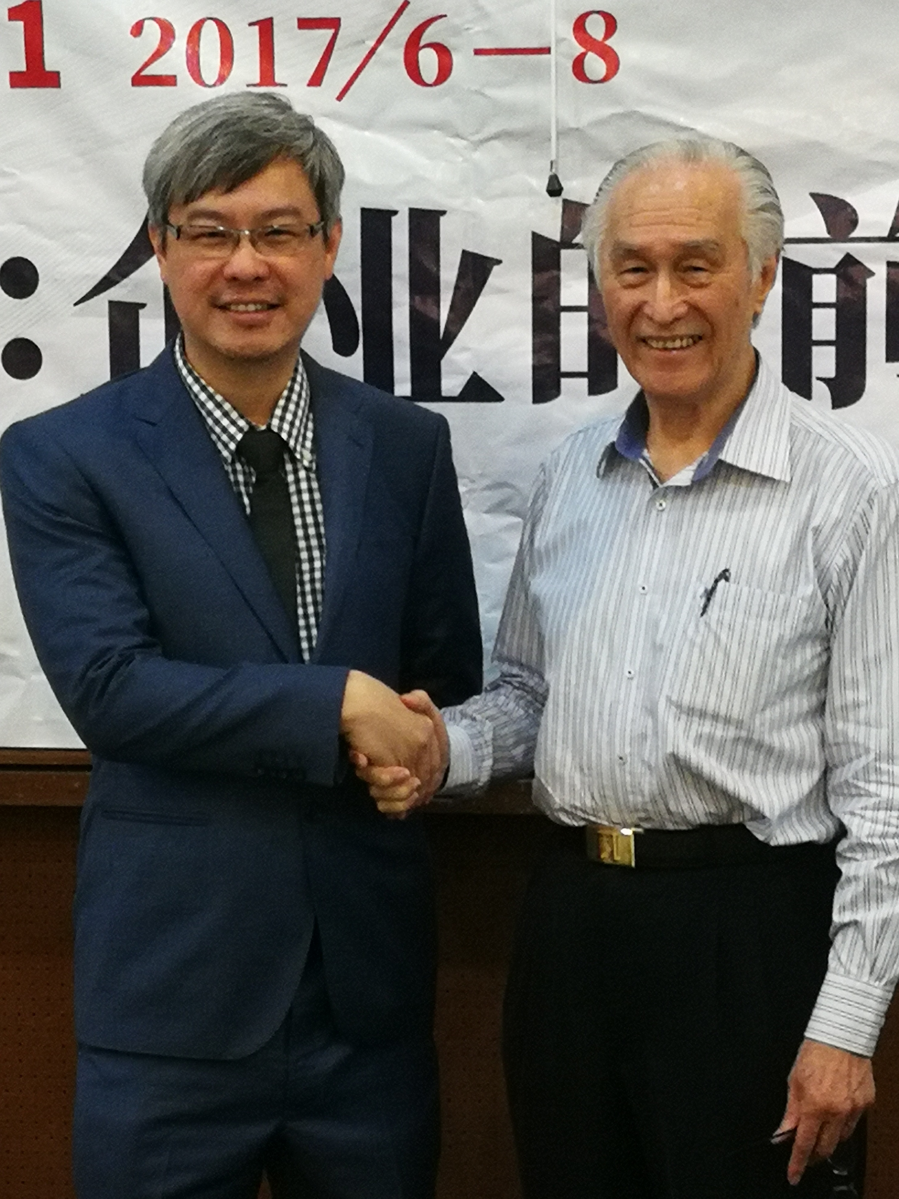 陈凯希及景岗父子隔代精彩，相互辉映，双剑合璧，擅长造就强强联手发力，让鸥冲向另一个制高点。