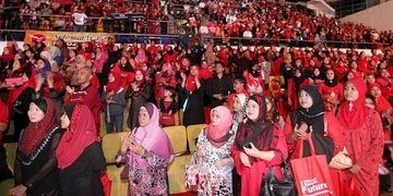 Earnest bunch: A section of the MLM agents present at Hai-O Marketing’s 20th anniversary celebration at Stadium Malawati, Shah Alam recently.